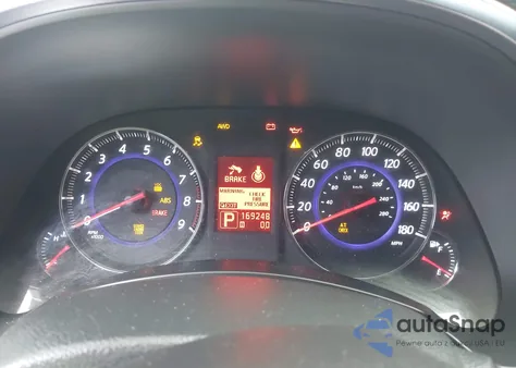 2011 Infiniti Fx35 z USA, uszkodzony, nr VIN JN8AS1MW1BM730728